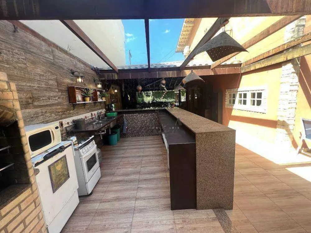Casa, 5 quartos, 250 m² - Foto 11