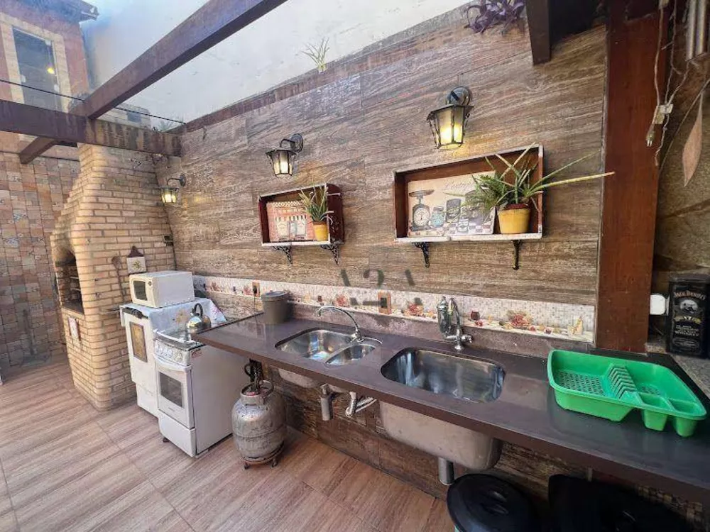 Casa, 5 quartos, 250 m² - Foto 12