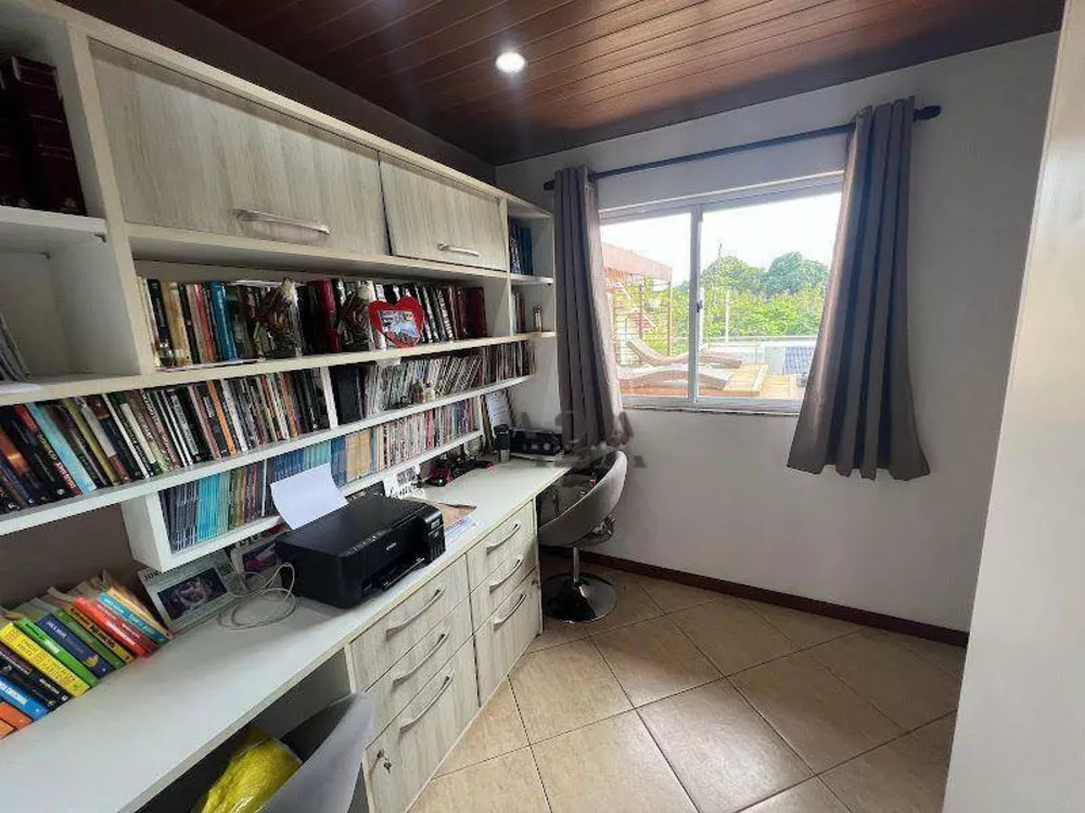 Casa, 3 quartos, 270 m² - Foto 25