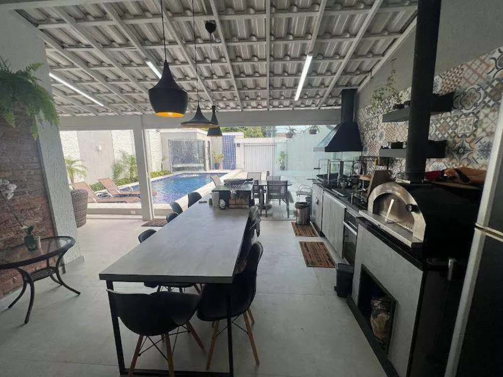 Casa, 3 quartos, 270 m² - Foto 8