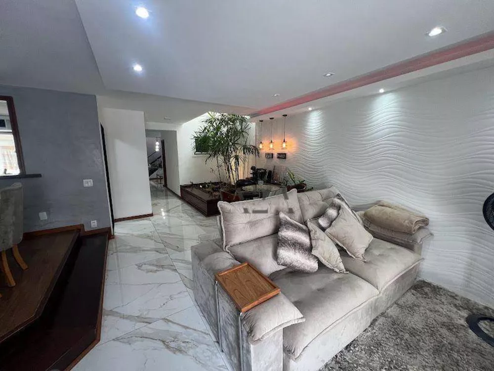 Casa, 3 quartos, 270 m² - Foto 29