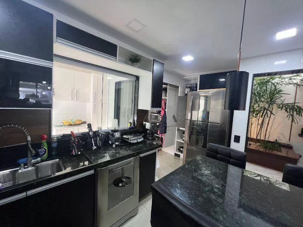 Casa, 3 quartos, 270 m² - Foto 37