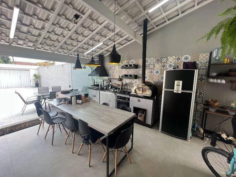 Casa, 3 quartos, 270 m² - Foto 9