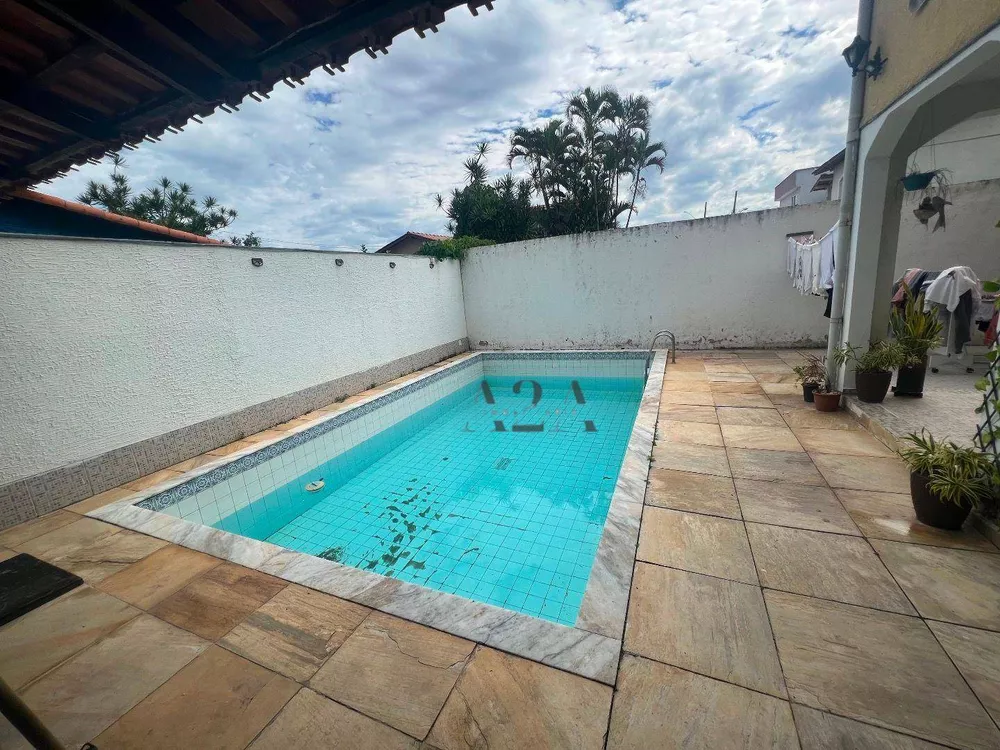 Casa, 4 quartos, 335 m² - Foto 34