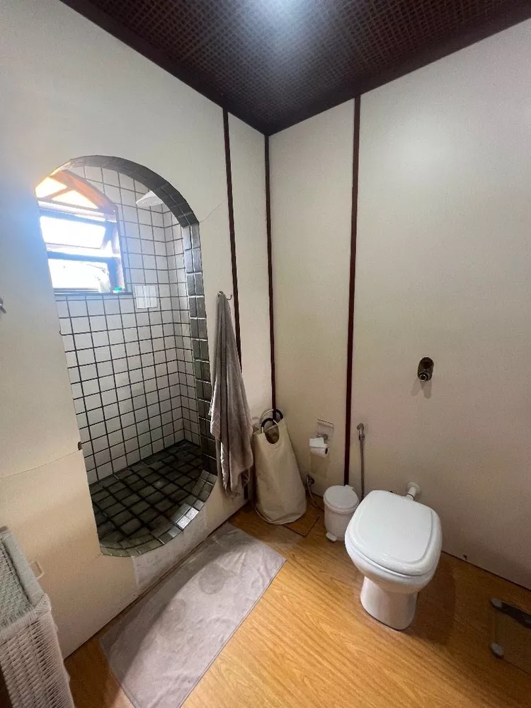 Casa, 4 quartos, 335 m² - Foto 2