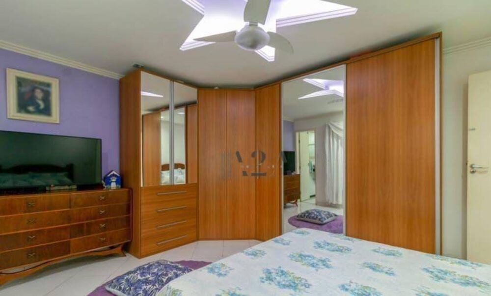 Casa à venda com 3 quartos, 310m² - Foto 29
