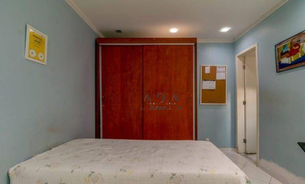 Casa à venda com 3 quartos, 310m² - Foto 27
