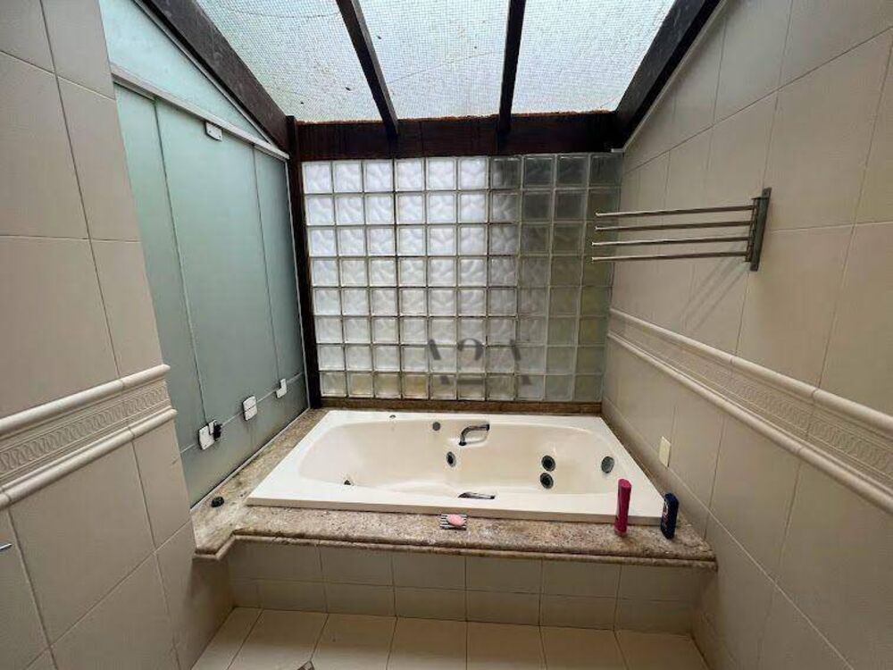 Casa de Condomínio à venda com 3 quartos, 264m² - Foto 9