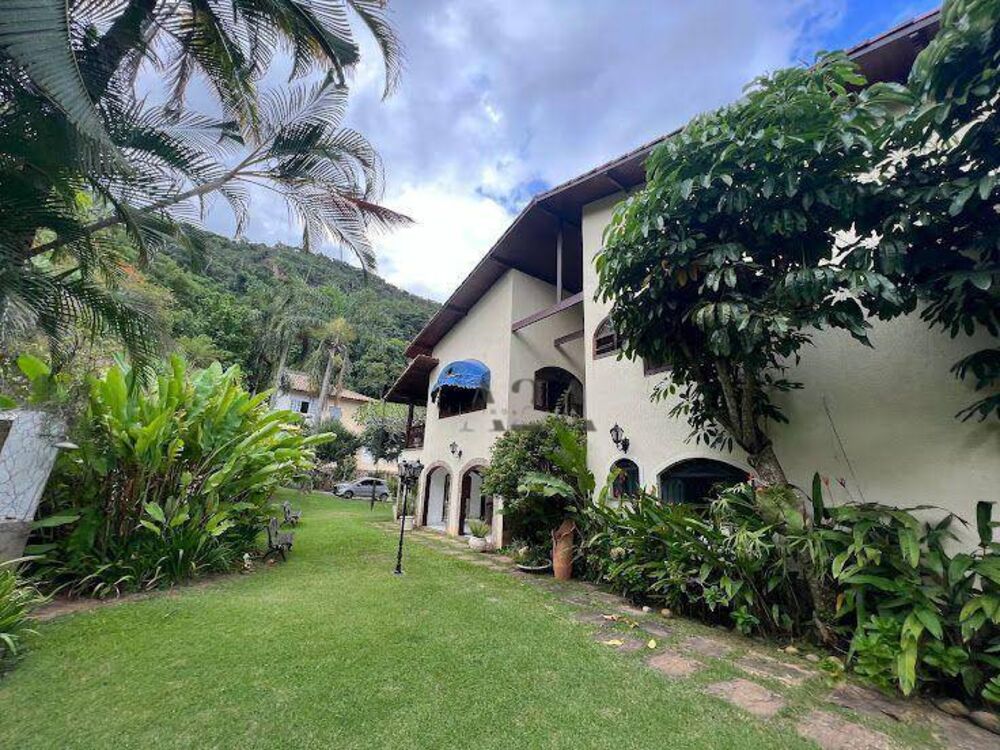 Casa de Condomínio à venda com 4 quartos, 299m² - Foto 3