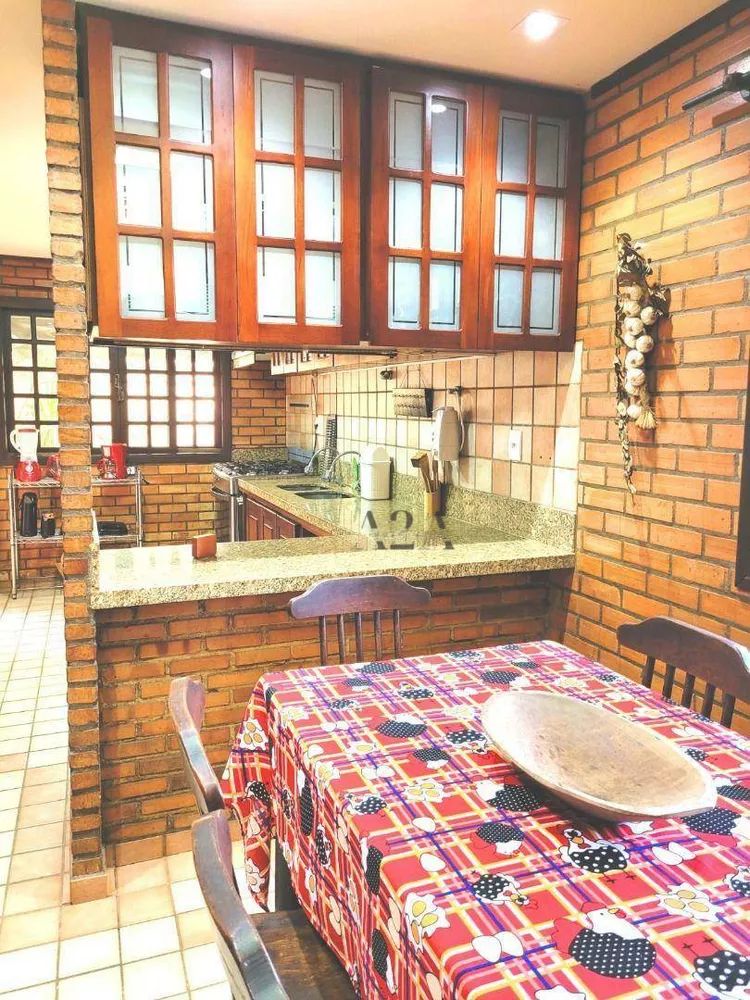 Casa, 3 quartos, 300 m² - Foto 4