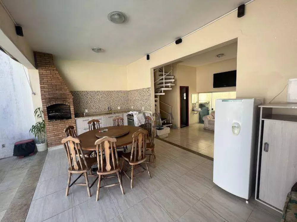 Casa, 4 quartos, 290 m² - Foto 37