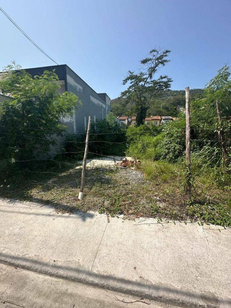 Terreno, 240 m² - Foto 1