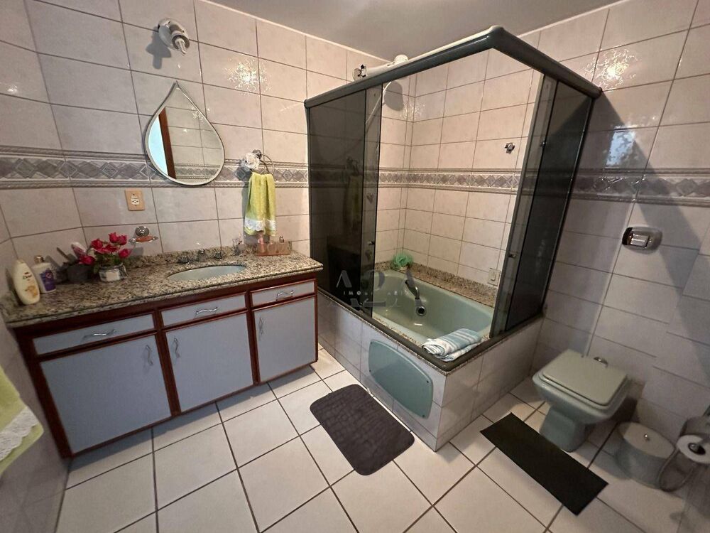 Casa, 4 quartos, 180 m² - Foto 9