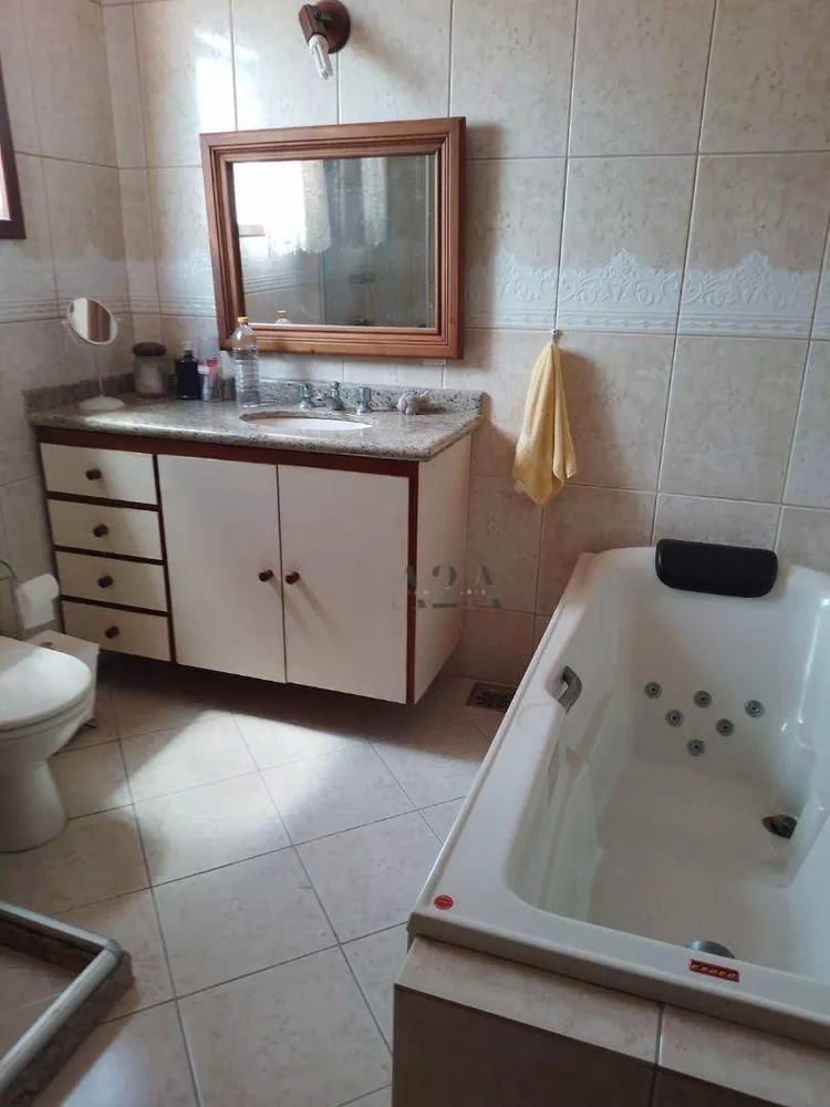 Casa, 4 quartos, 271 m² - Foto 8