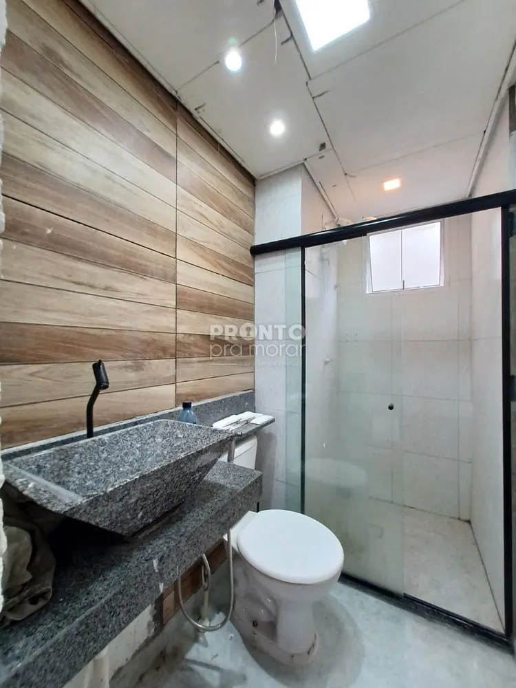 Casa, 3 quartos, 202 m² - Foto 2