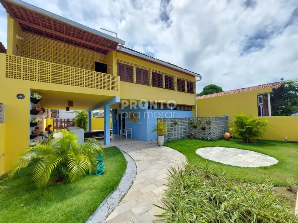 Casa, 4 quartos, 198 m² - Foto 1