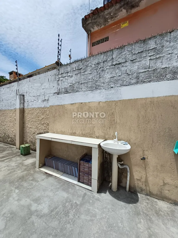 Casa, 4 quartos, 204 m² - Foto 1