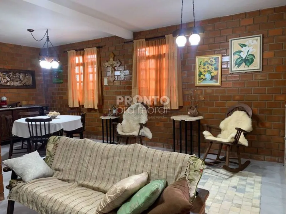 Casa, 4 quartos, 170 m² - Foto 1