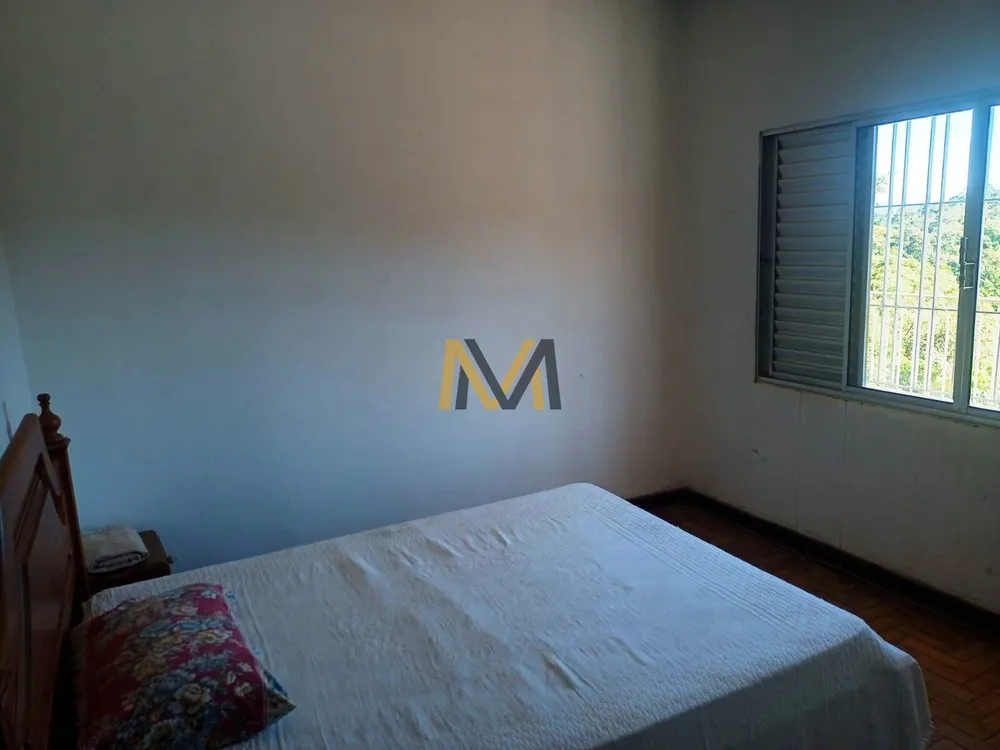 Sítio, 4 quartos, 2610 m² - Foto 4