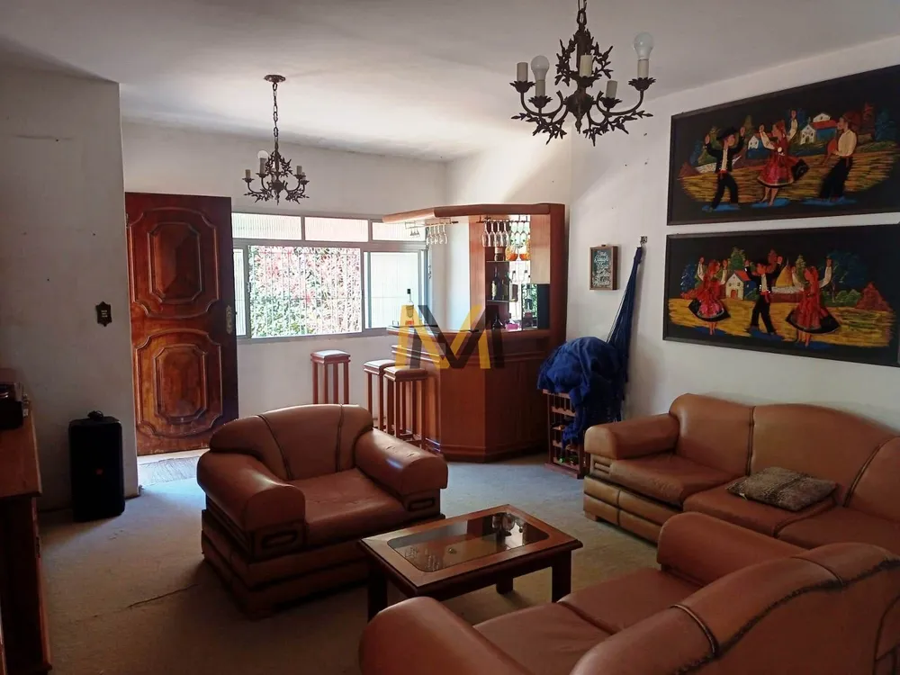 Sítio, 4 quartos, 2610 m² - Foto 3