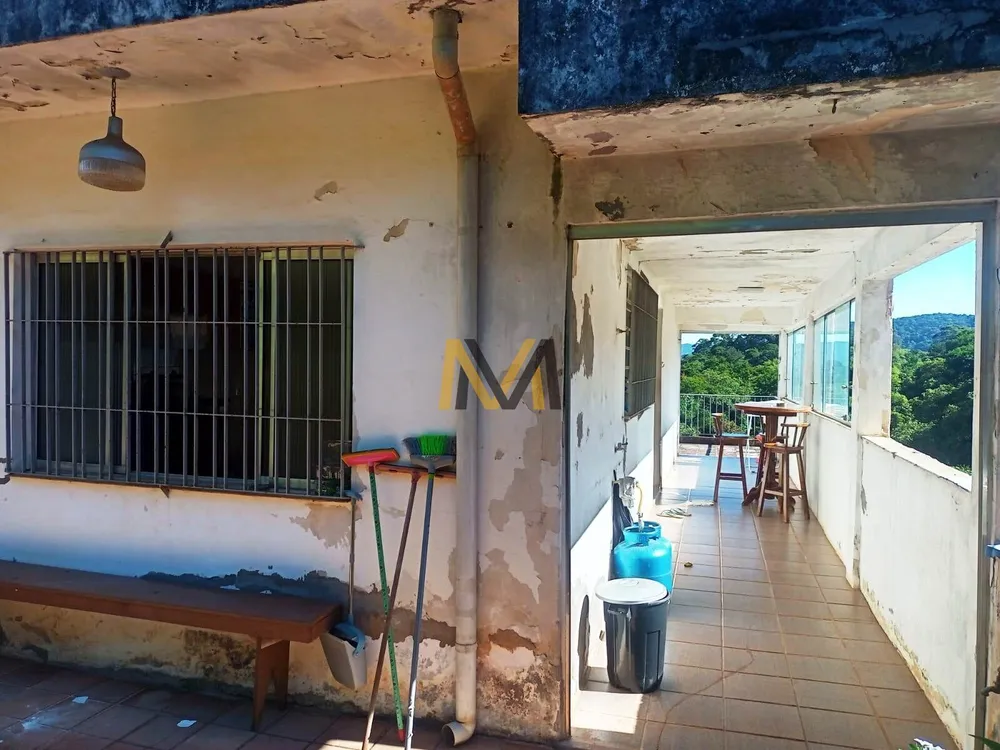 Sítio, 4 quartos, 2610 m² - Foto 16