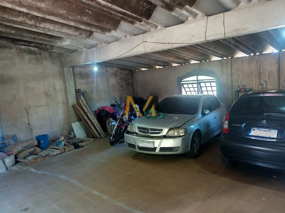 Sítio, 4 quartos, 2610 m² - Foto 9