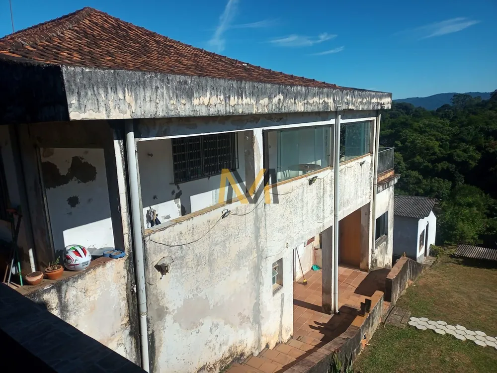Sítio, 4 quartos, 2610 m² - Foto 1
