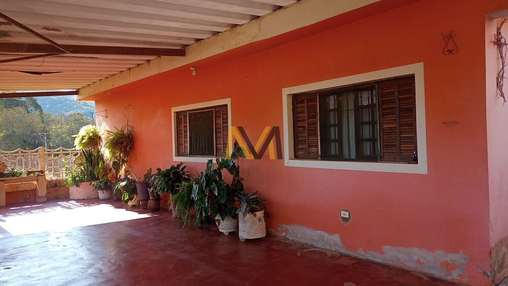 Chácara, 4 quartos, 8000 m² - Foto 1