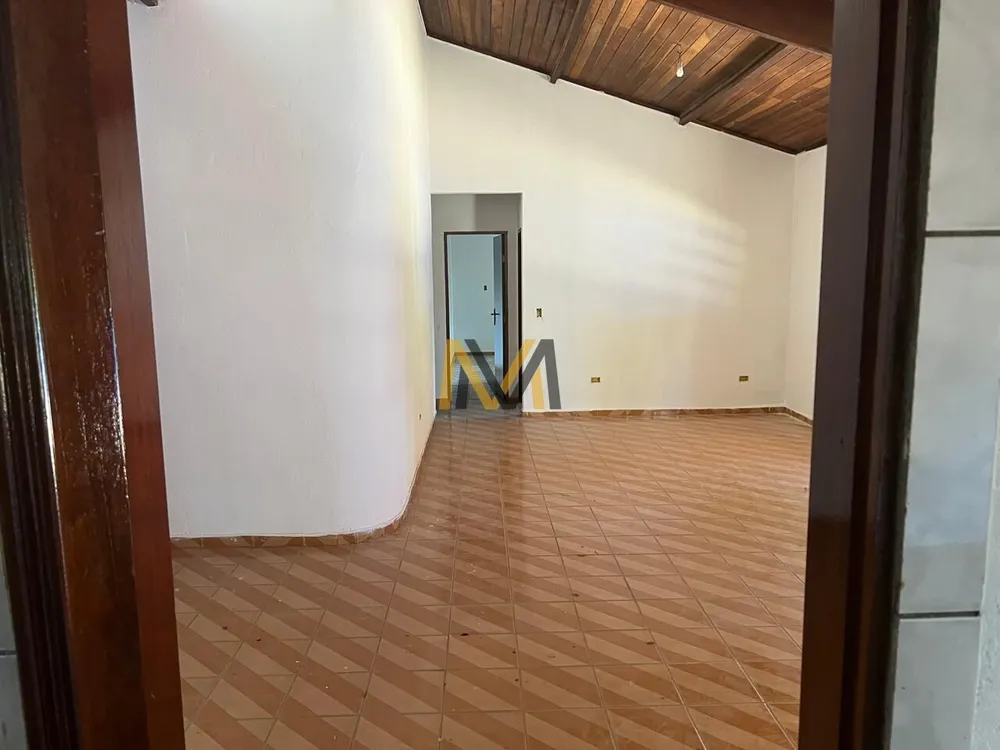 Sítio, 3 quartos, 2700 m² - Foto 2