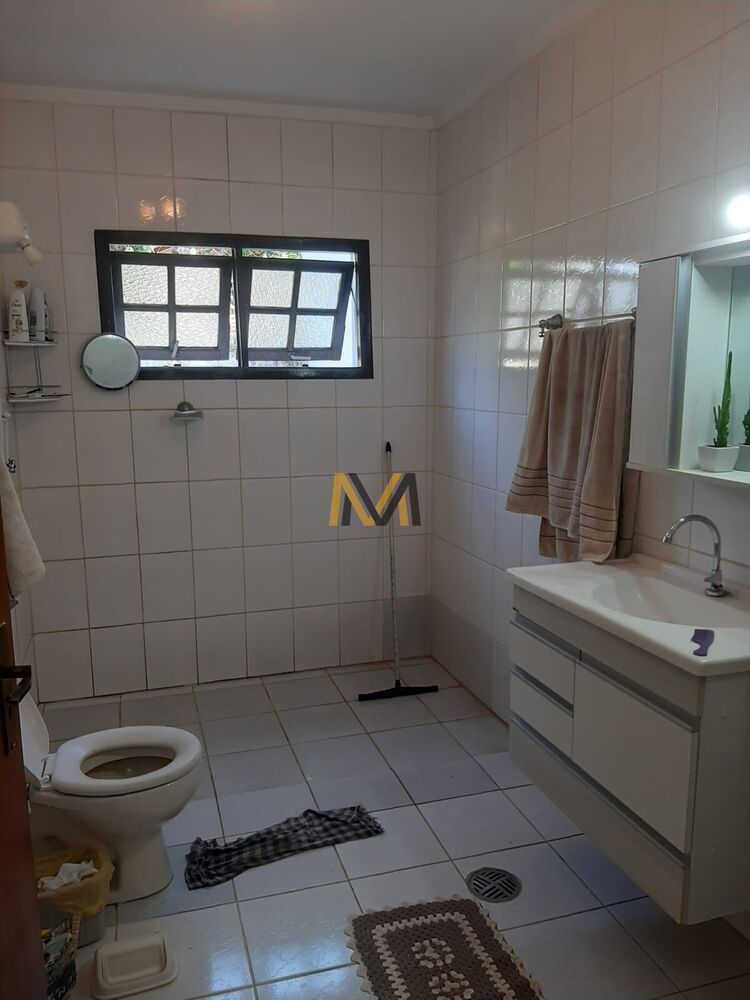 Chácara, 3 quartos, 1496 m² - Foto 3