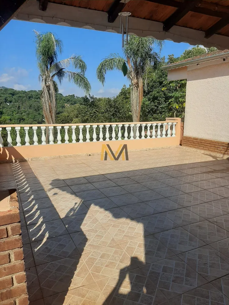 Chácara, 3 quartos, 1496 m² - Foto 3