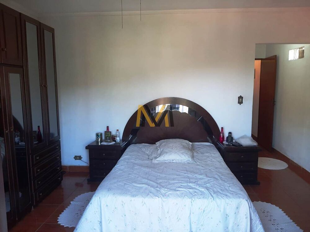 Chácara, 3 quartos, 1496 m² - Foto 2