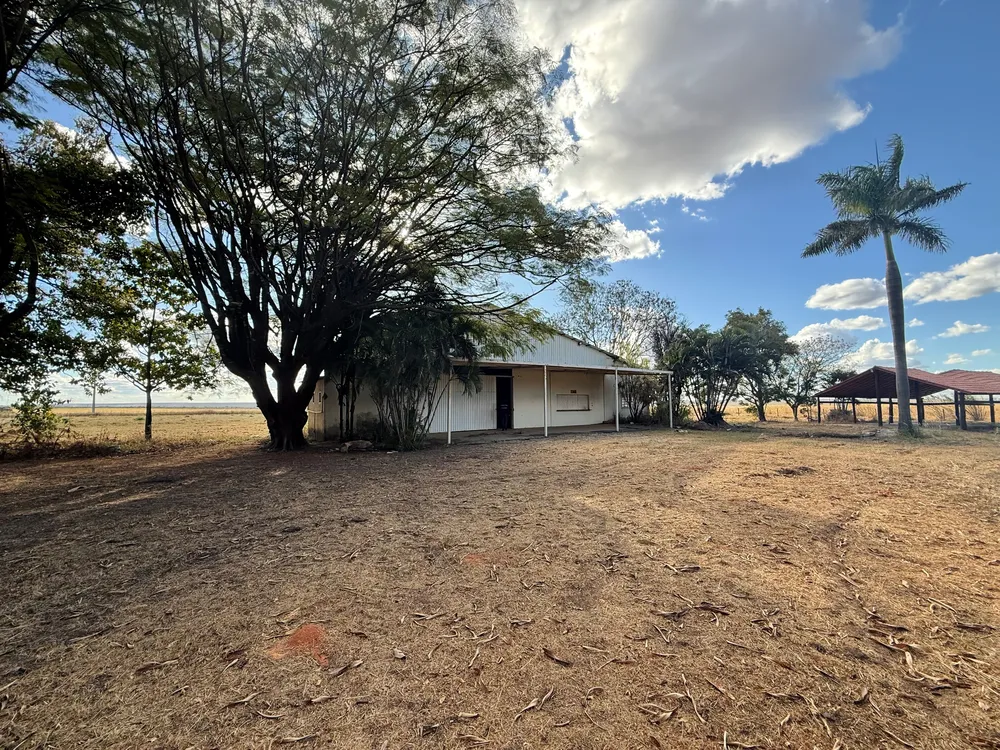 Sítio, 5 quartos, 95 hectares - Foto 9