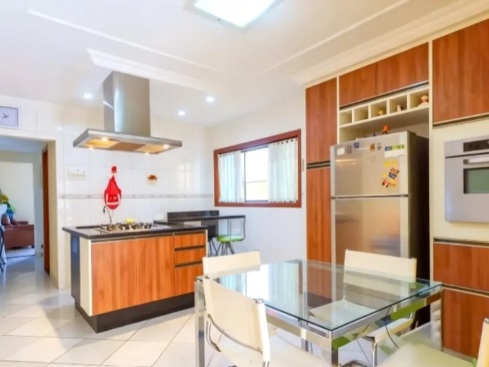 Casa, 3 quartos, 137 m² - Foto 1