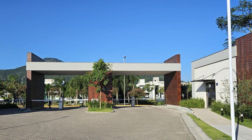 Terreno à venda, 150m² - Foto 1
