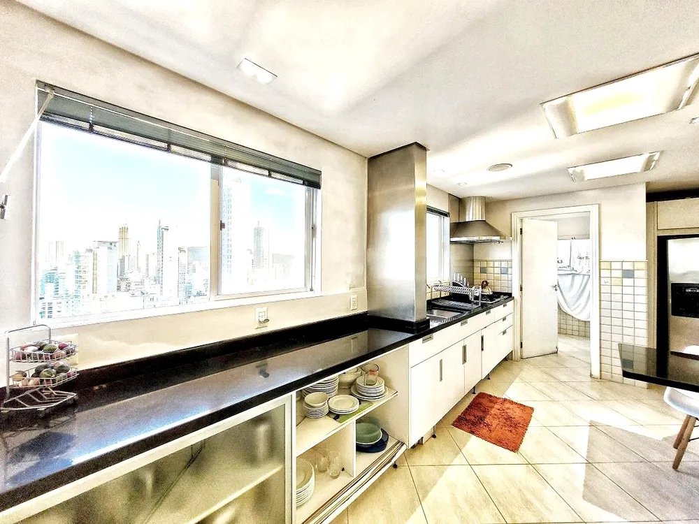 Apartamento, 4 quartos, 195 m² - Foto 4
