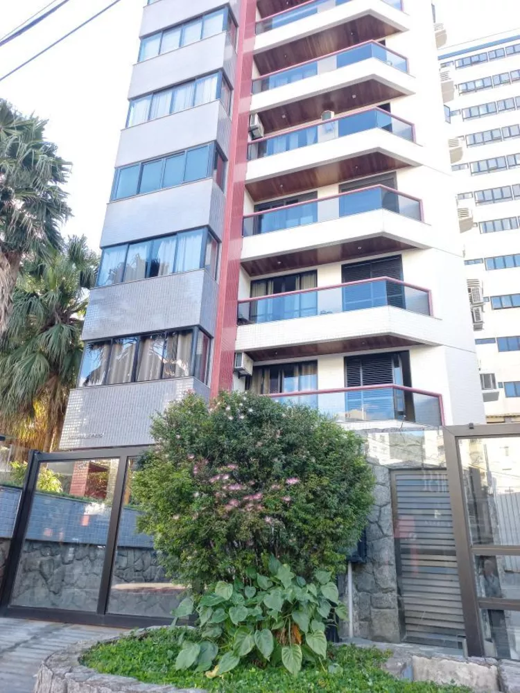 Apartamento à venda com 3 quartos, 120m² - Foto 2