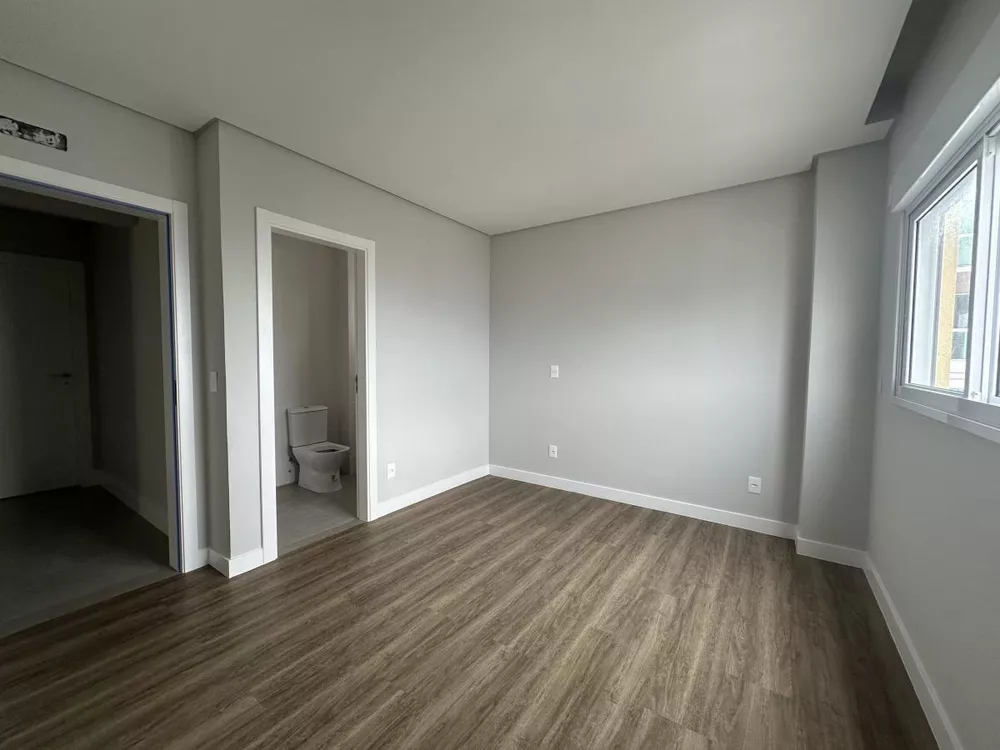 Apartamento à venda com 3 quartos, 118m² - Foto 13