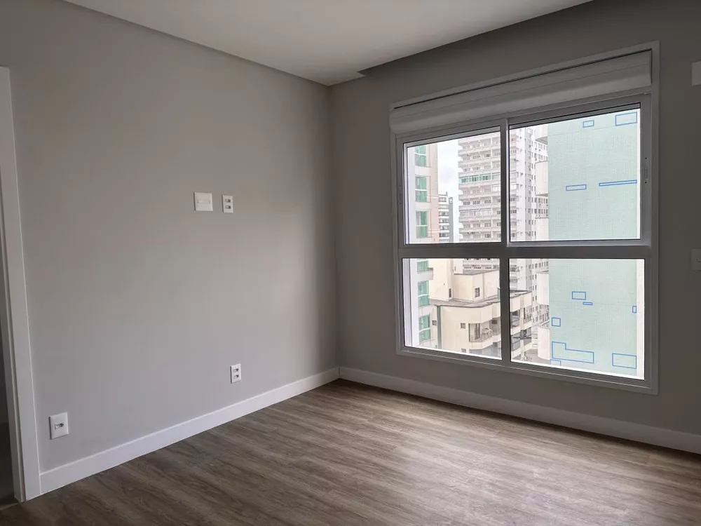 Apartamento à venda com 3 quartos, 118m² - Foto 7