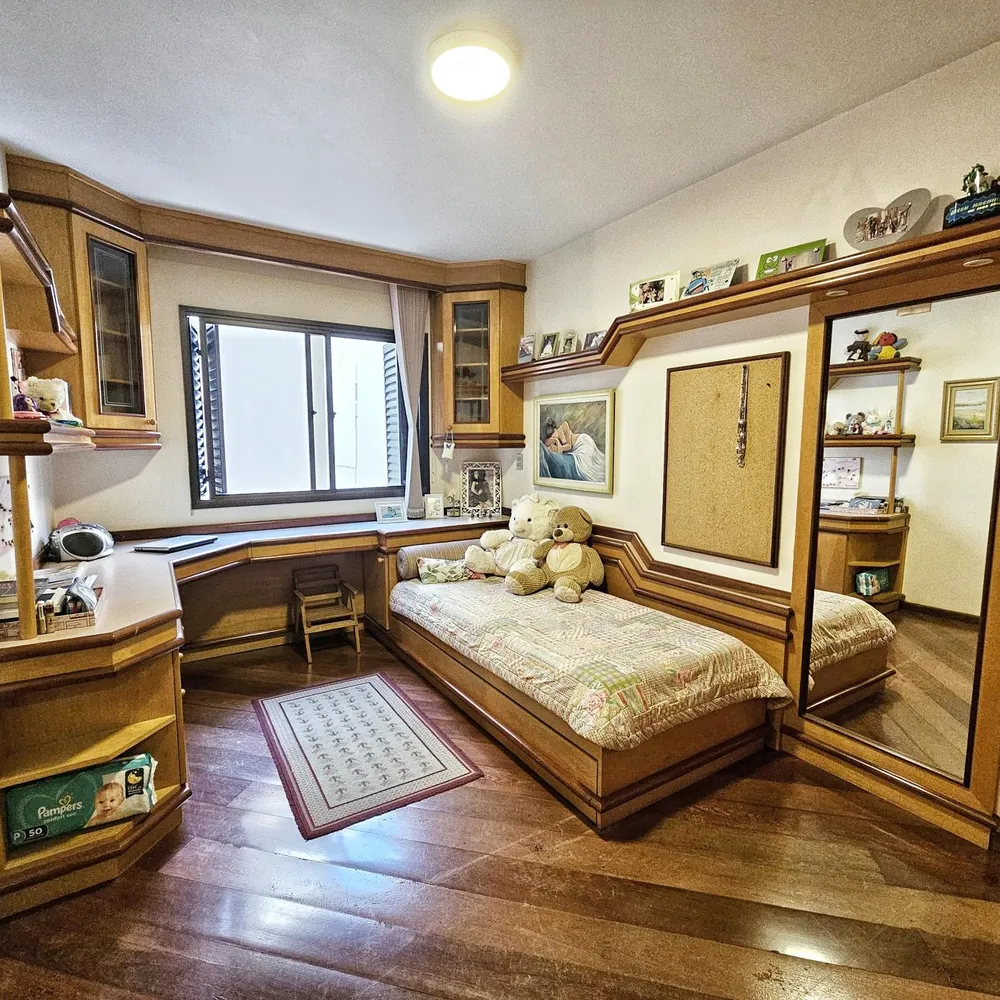 Apartamento, 4 quartos, 246 m² - Foto 1