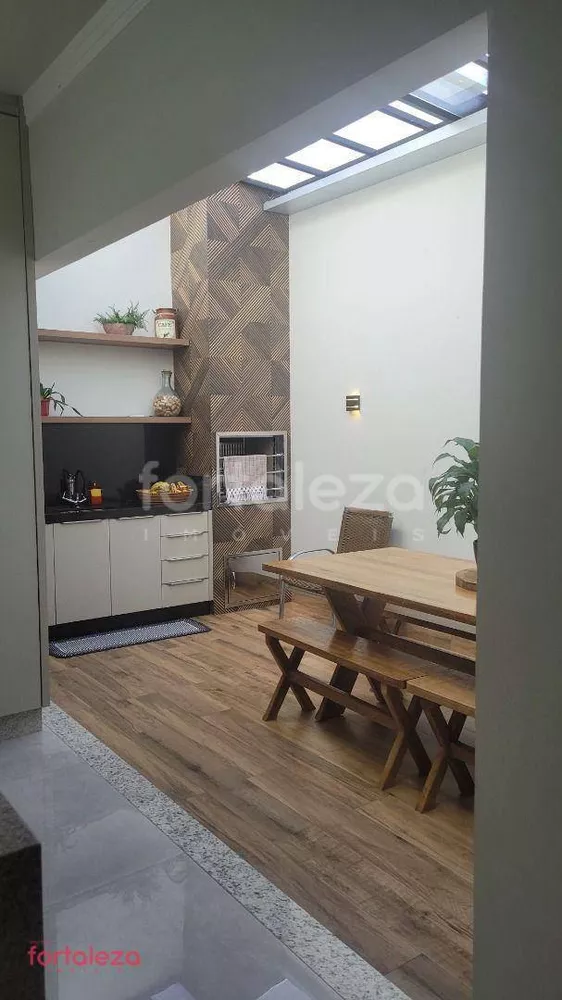 Casa, 2 quartos, 112 m² - Foto 2
