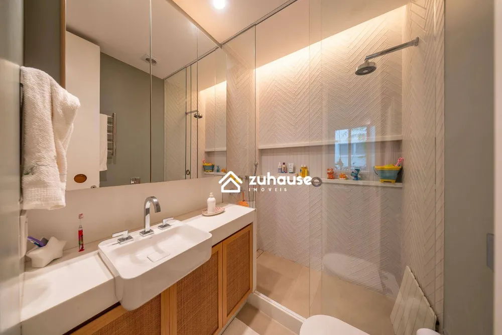 Apartamento, 3 quartos, 216 m² - Foto 18