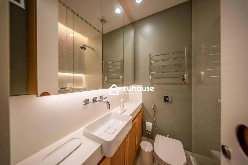 Apartamento, 3 quartos, 216 m² - Foto 10