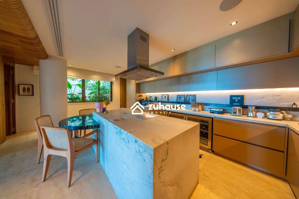 Apartamento, 3 quartos, 216 m² - Foto 8