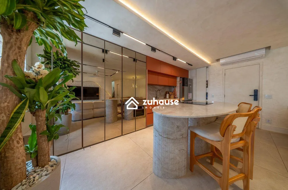Cobertura, 3 quartos, 210 m² - Foto 12
