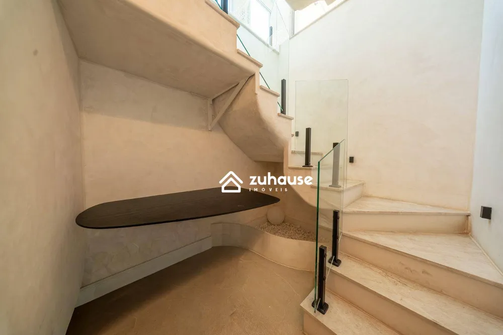 Cobertura, 3 quartos, 210 m² - Foto 35