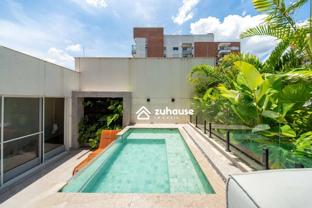 Cobertura, 3 quartos, 210 m² - Foto 8