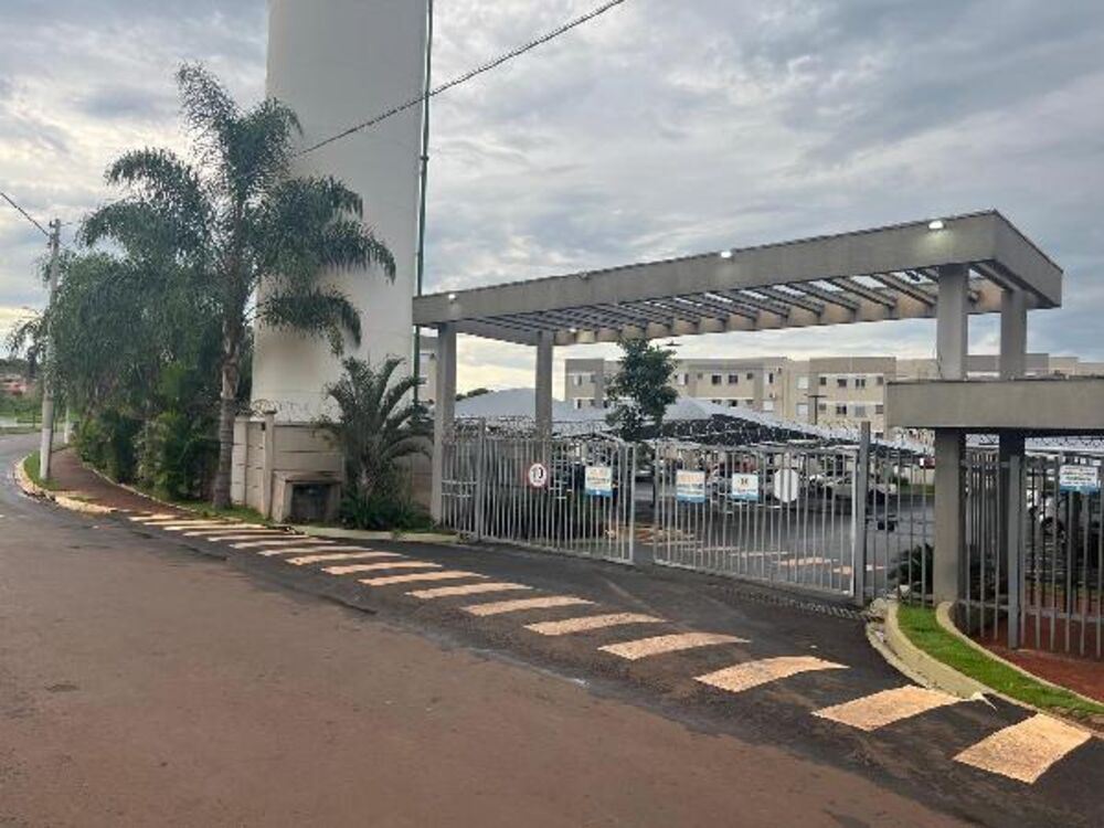 Apartamento à venda com 2 quartos, 10m² - Foto 1