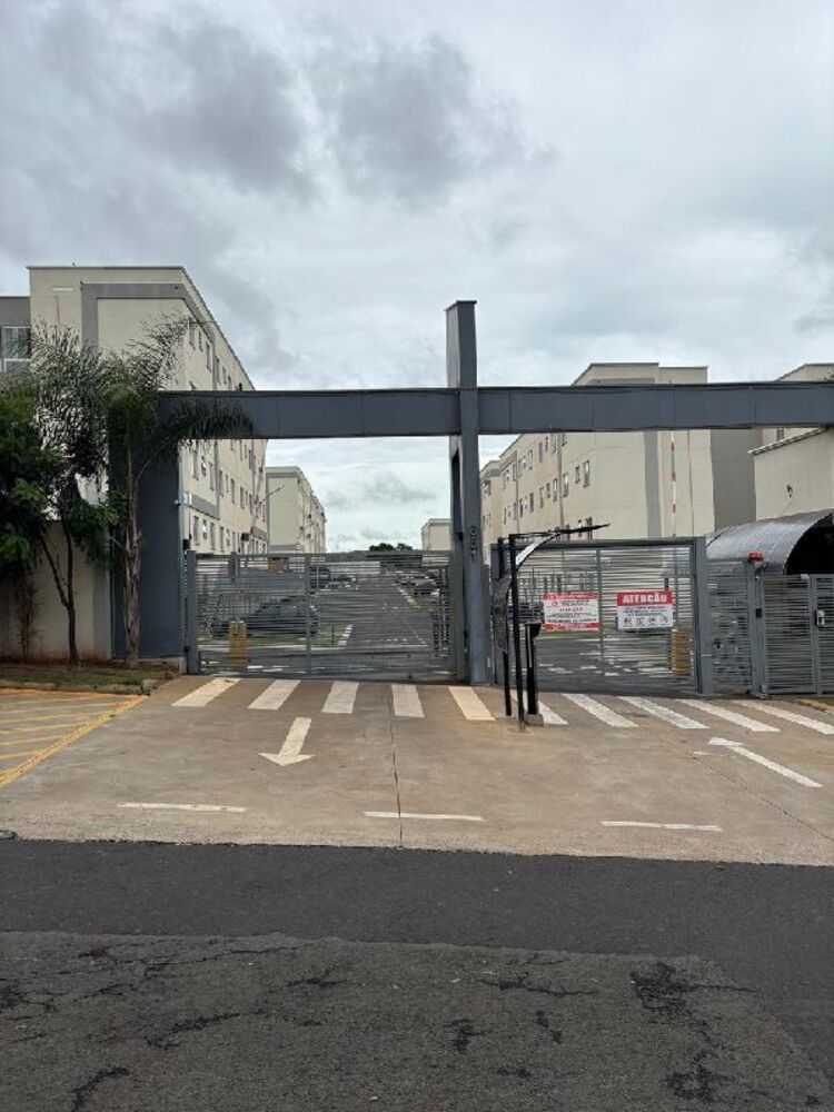 Apartamento à venda com 2 quartos, 10m² - Foto 1
