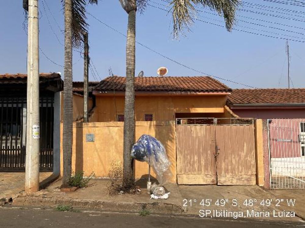 Casa à venda com 3 quartos, 156m² - Foto 1